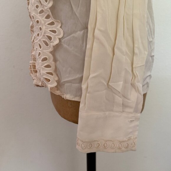 Reiss 2 Embroidered detailed Cream Blouse fancy collar button front long sleeve - Picture 4 of 9